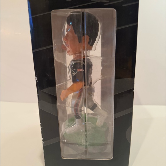 Bobble head - Picture 2 of 4